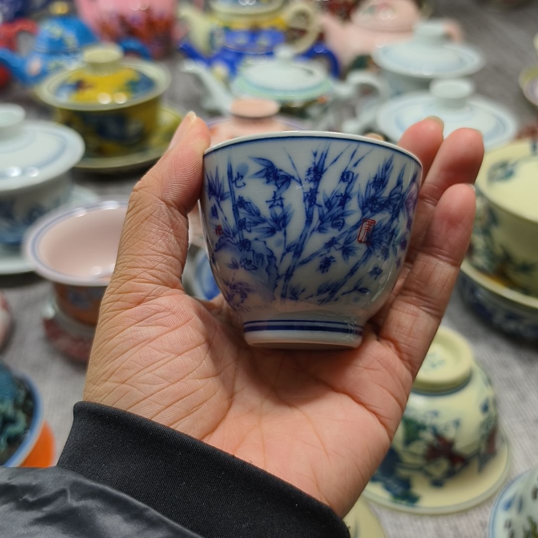 摆件瓷哈哈哈哈嗝哈哈嗝哈哈哈哈哈