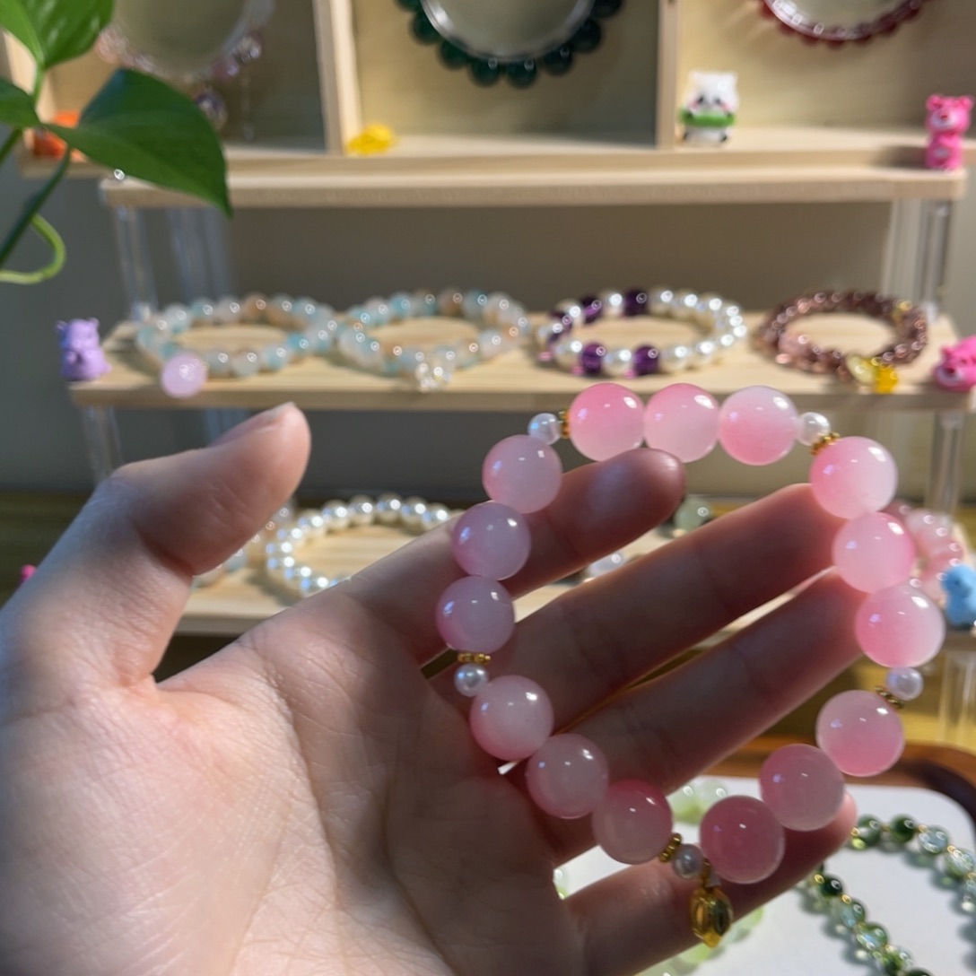 树脂合成金属粉白色手串粉粉的