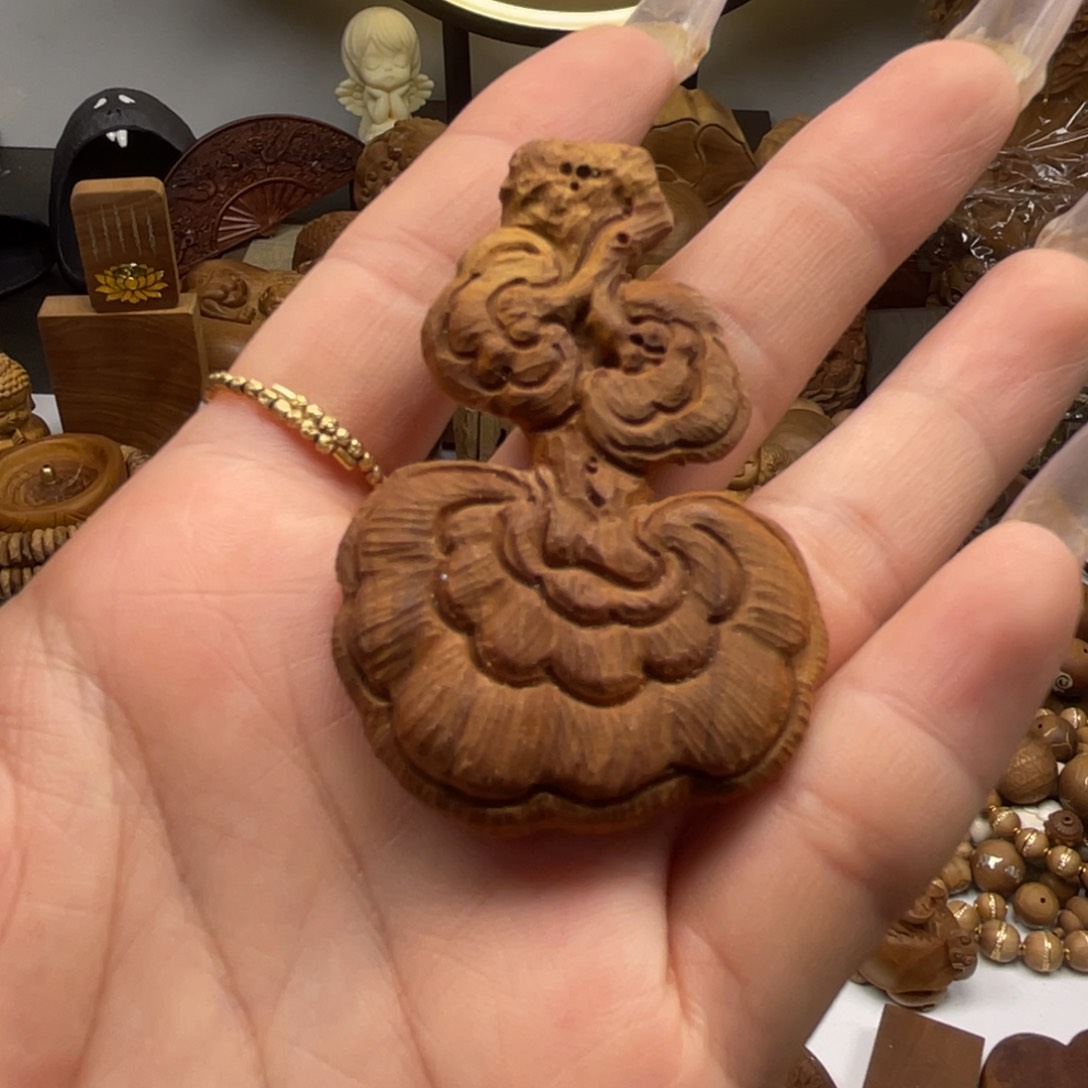 檀香木灵芝老山檀香纯手工