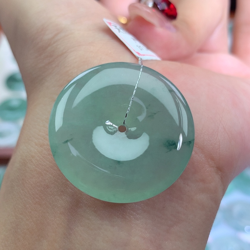 【闪购商品】翡翠吊坠(不含链)未镶嵌