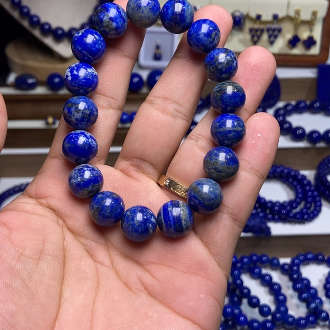 浪****青金石未镶嵌福利手串