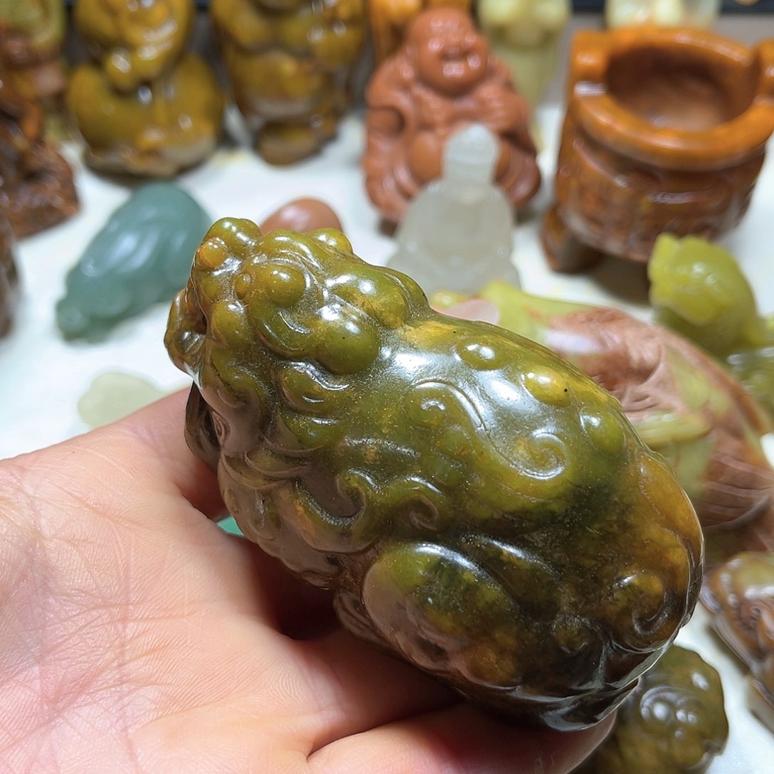 白玉菩提吊坠白玉菩提吊坠