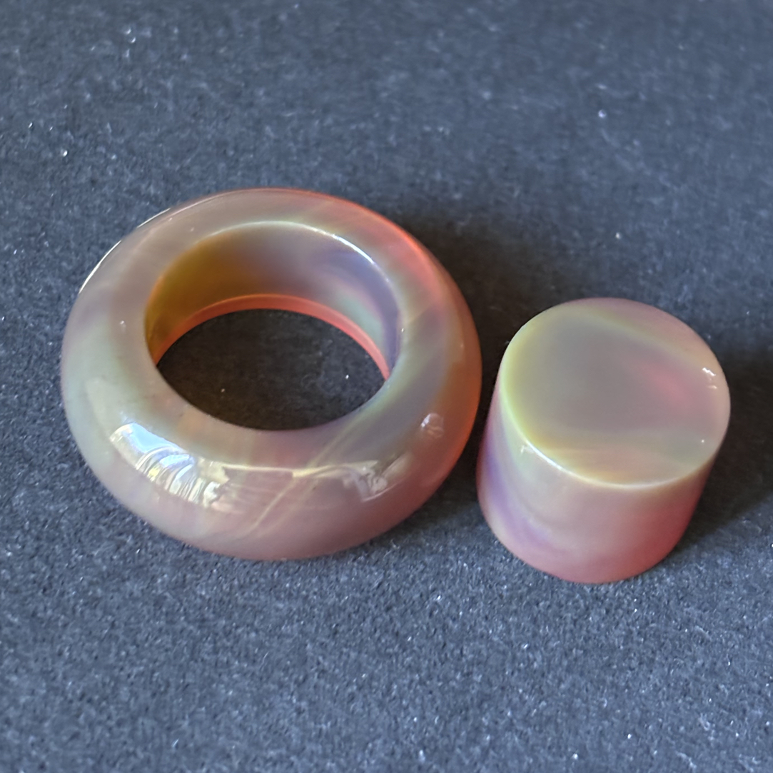 缅甸琥珀红蜜变色龙戒圈，特色个性，难得老料