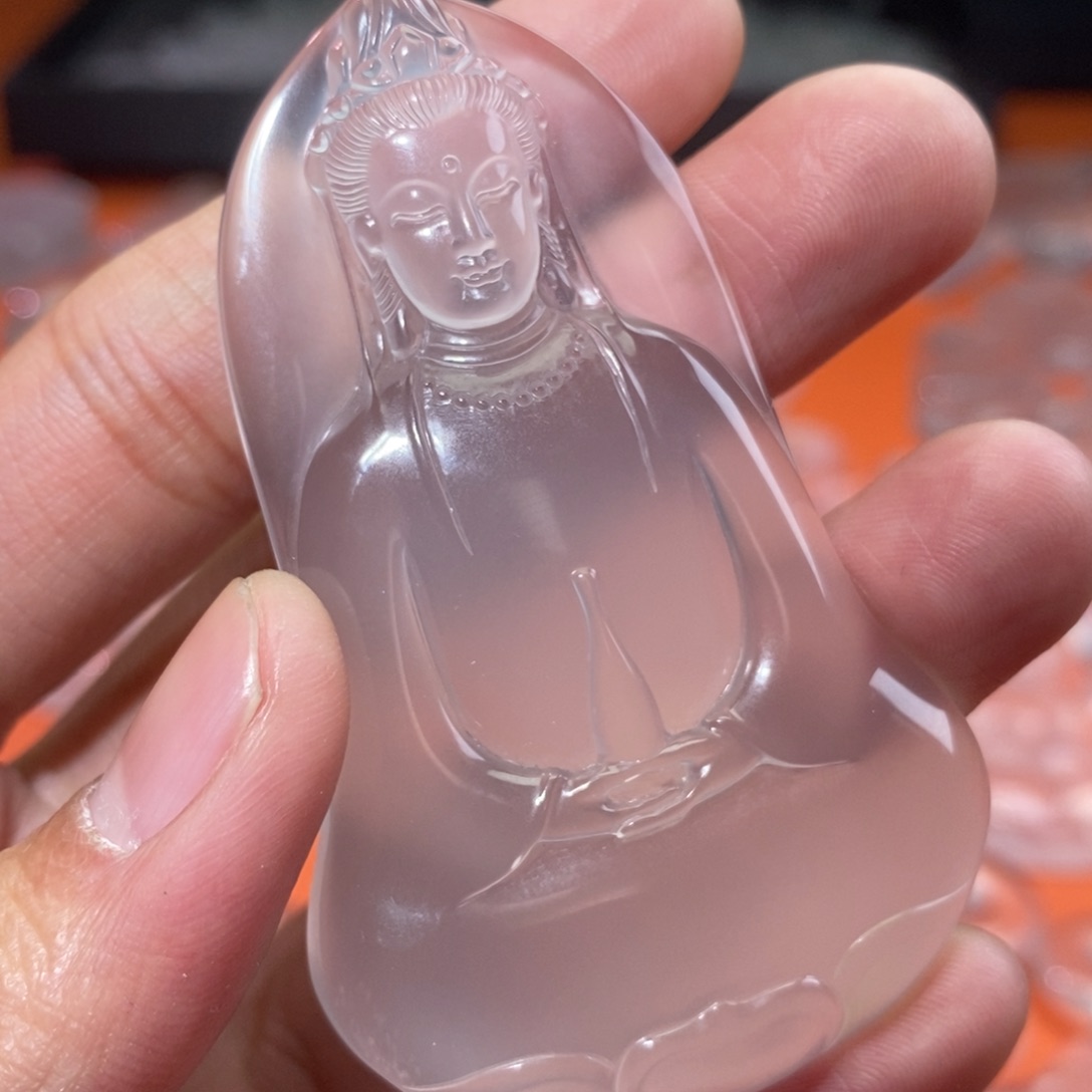 威***秒石英质玉未镶嵌珠宝半成品