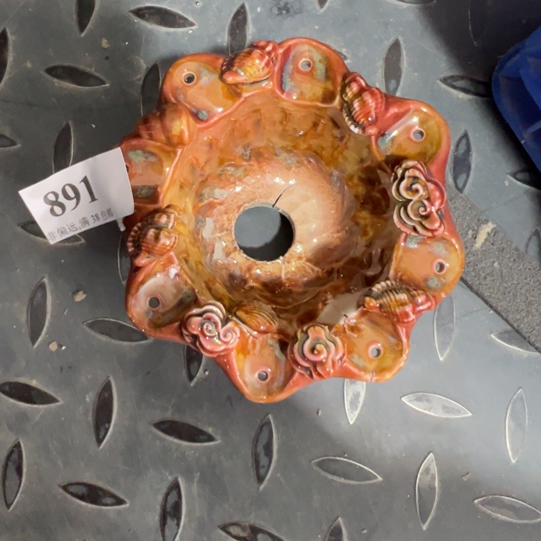 陶瓷大****鱼瑕疵……瑕疵……