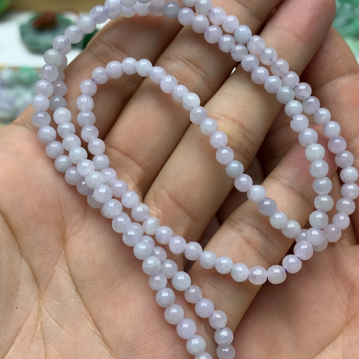 翡翠颈饰未镶嵌呐*呐翡翠