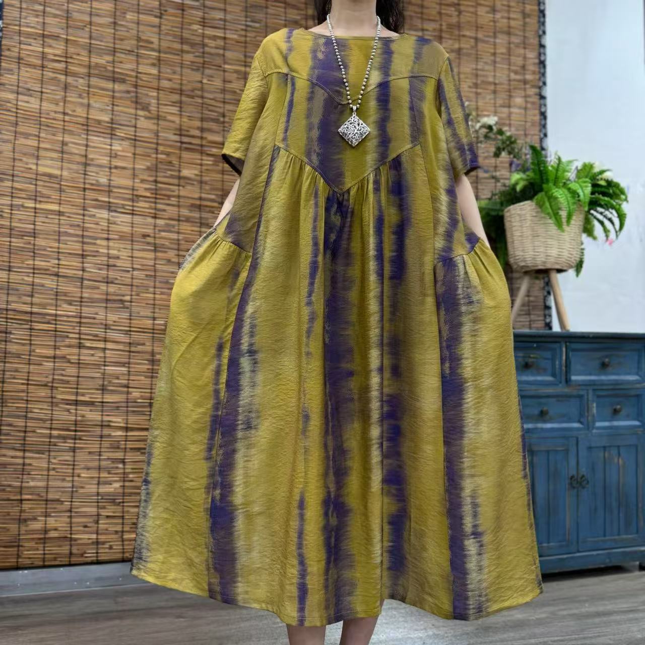 7188夏季新款倒三角优雅减龄显瘦洋气短袖连衣裙QZ