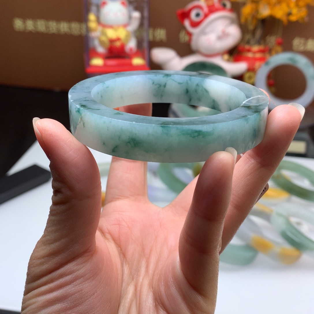 定制翡翠手镯未镶嵌
