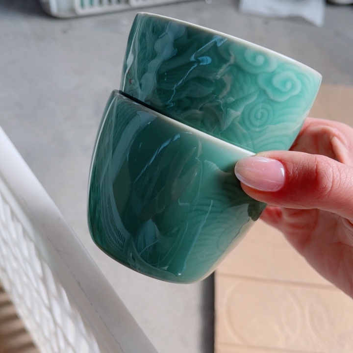 青瓷哈哈哈哈哈哈哈哈哈