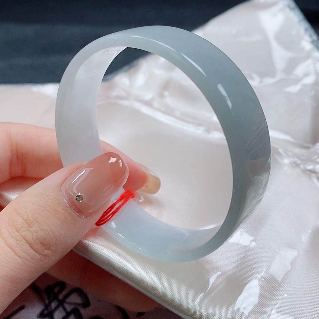 【闪购商品】未镶嵌手镯翡翠401号