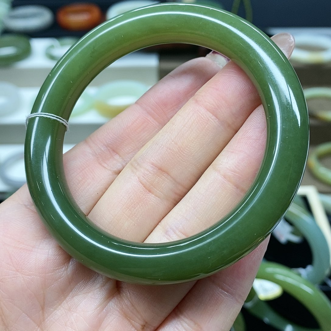 【闪购商品】和田玉手镯未镶嵌