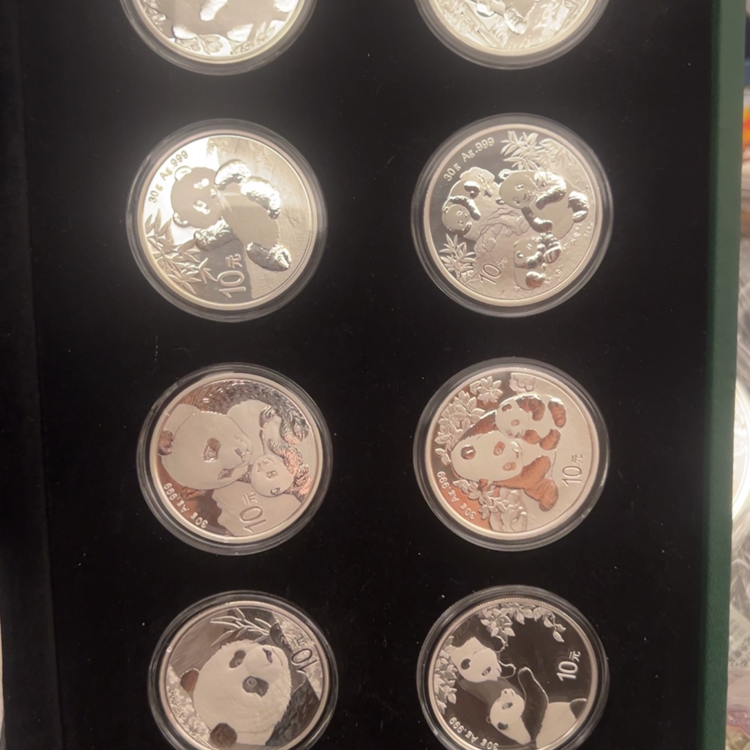纯银2017-2026大全套带证书盒子