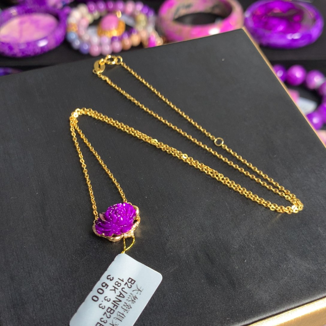 苏纪石（舒俱来）丝绒花花吊坠项链18K金镶嵌