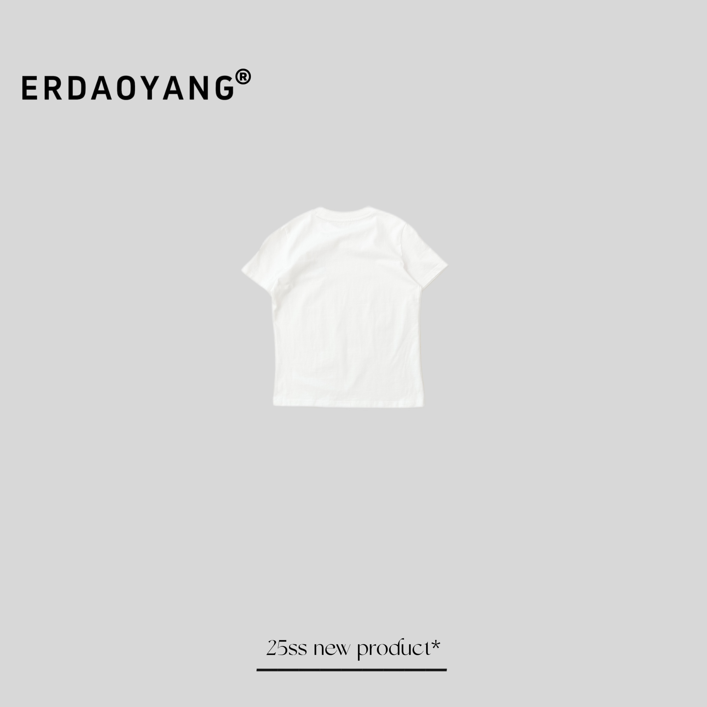 ERDAOYANG "蓝精灵" 早春简约撞色图案圆领短袖DX1040