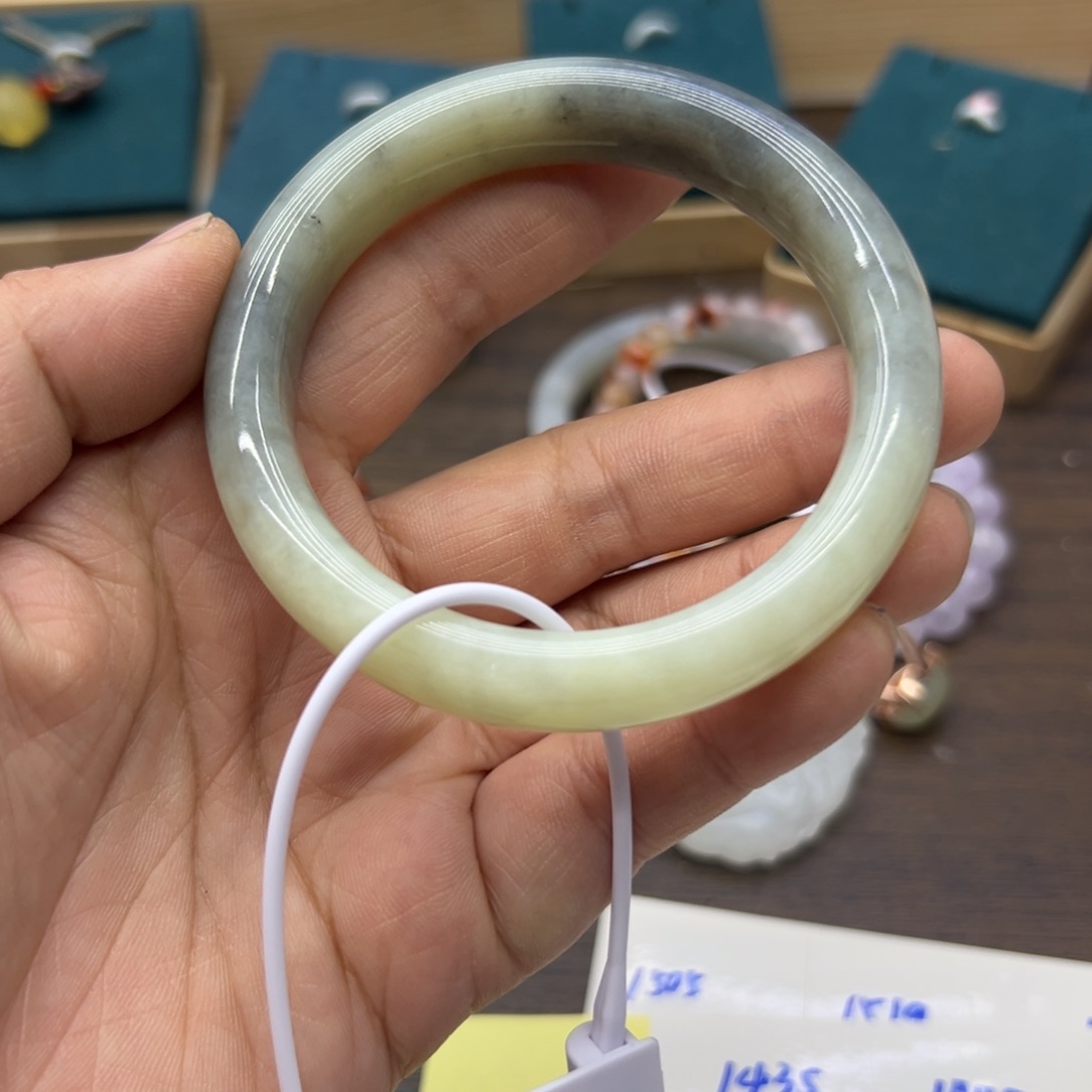 和田玉未镶嵌手镯57.6圈围1432