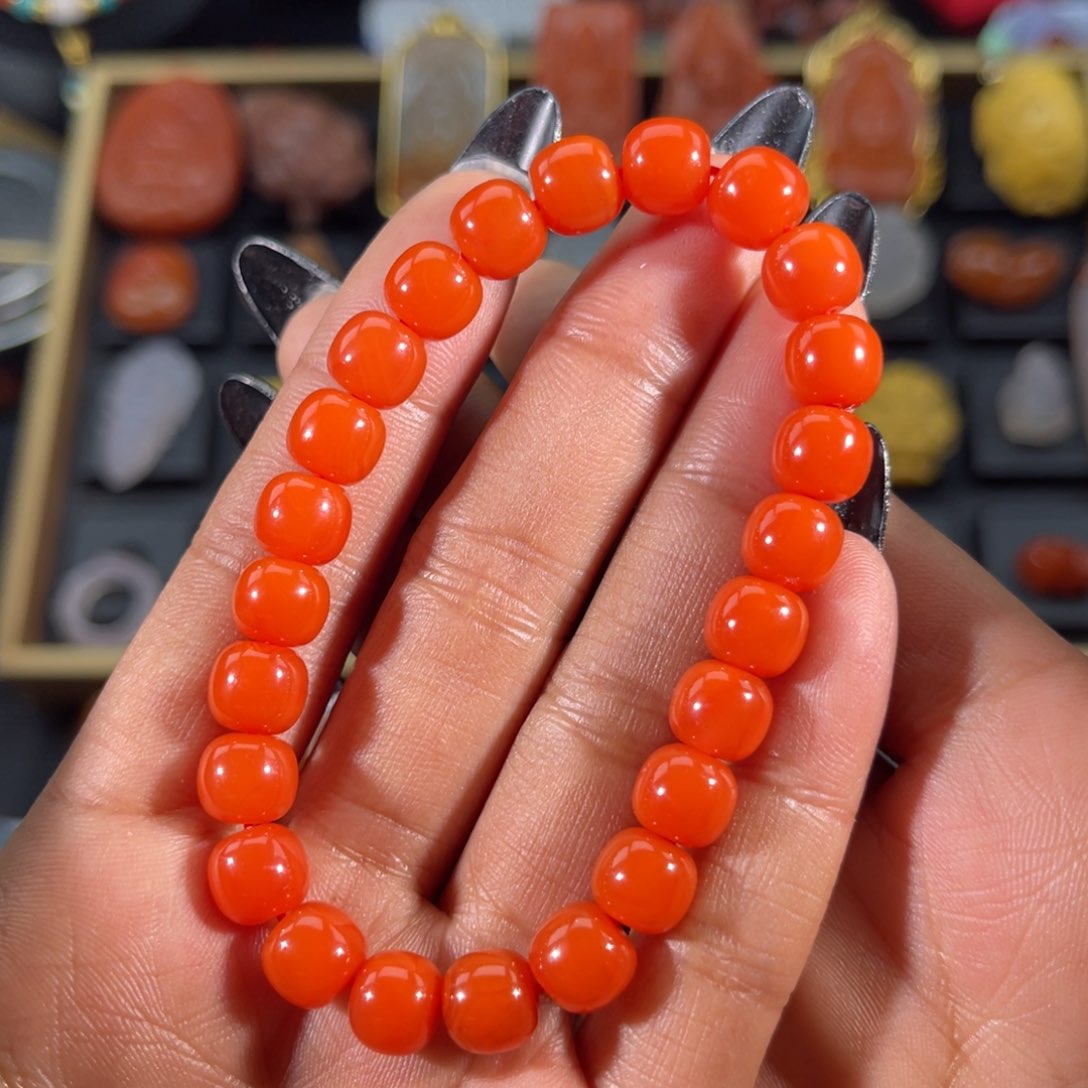 南红玛瑙滴水洞单圈8未镶嵌