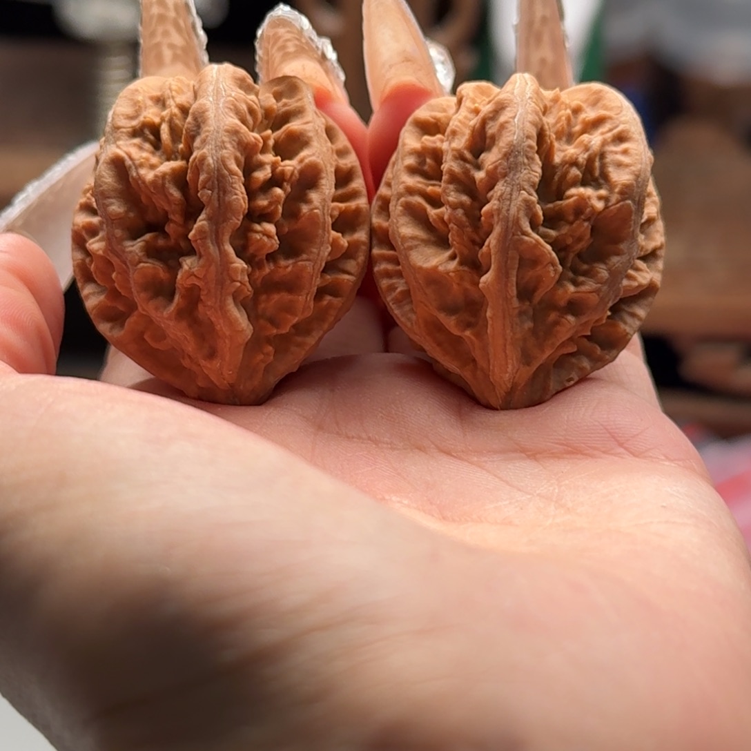 文玩核桃把件关东木子楸百核42