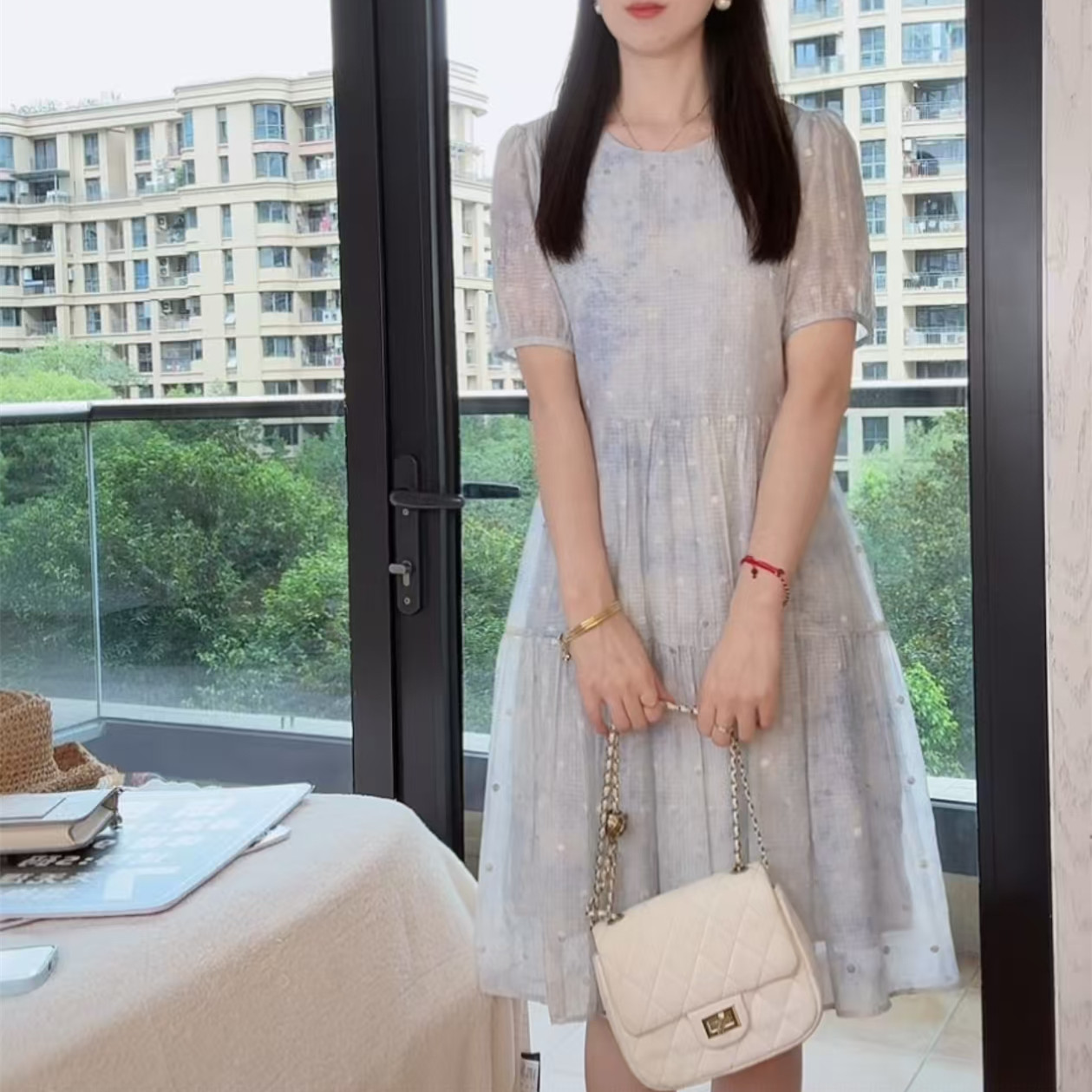 连衣裙百搭温柔优雅气质显瘦2025夏季宽松收腰中长款裙子蓝色系