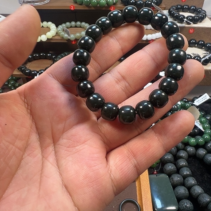 和田玉手串未镶嵌