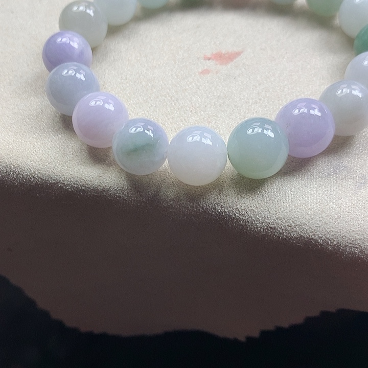 翡翠颈饰未镶嵌吊坠