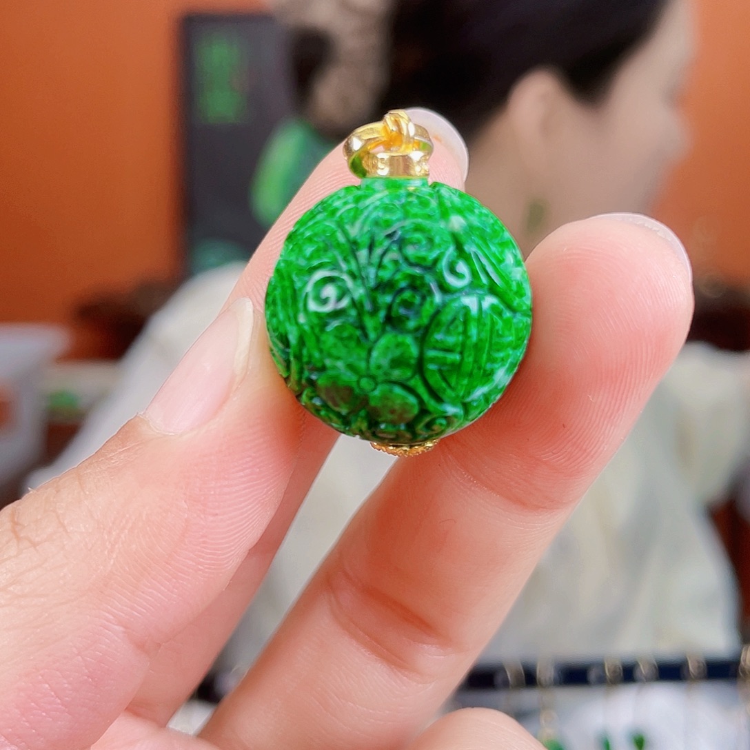 翡翠未镶嵌耳饰饰品