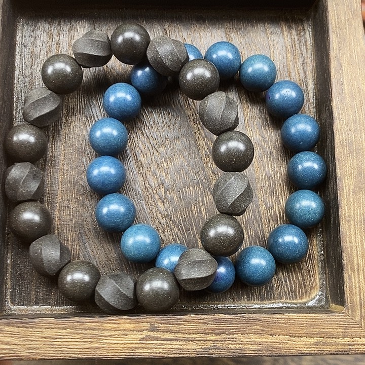 黑龙涎1.2单圈手串➕固阳玉龙香1.2