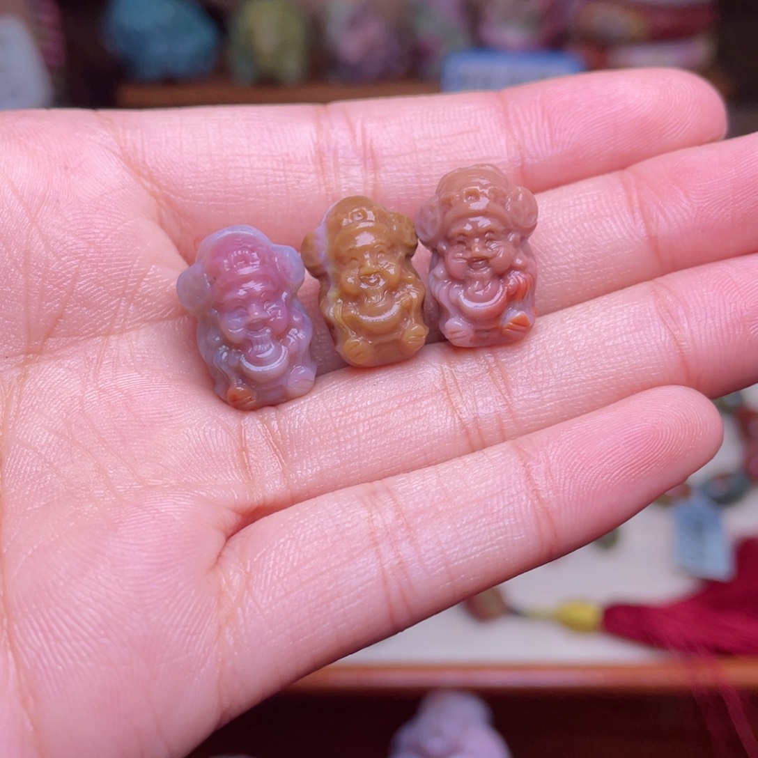 玛瑙/玉髓珠宝半成品未镶嵌盐源玛瑙财爷三个打包价