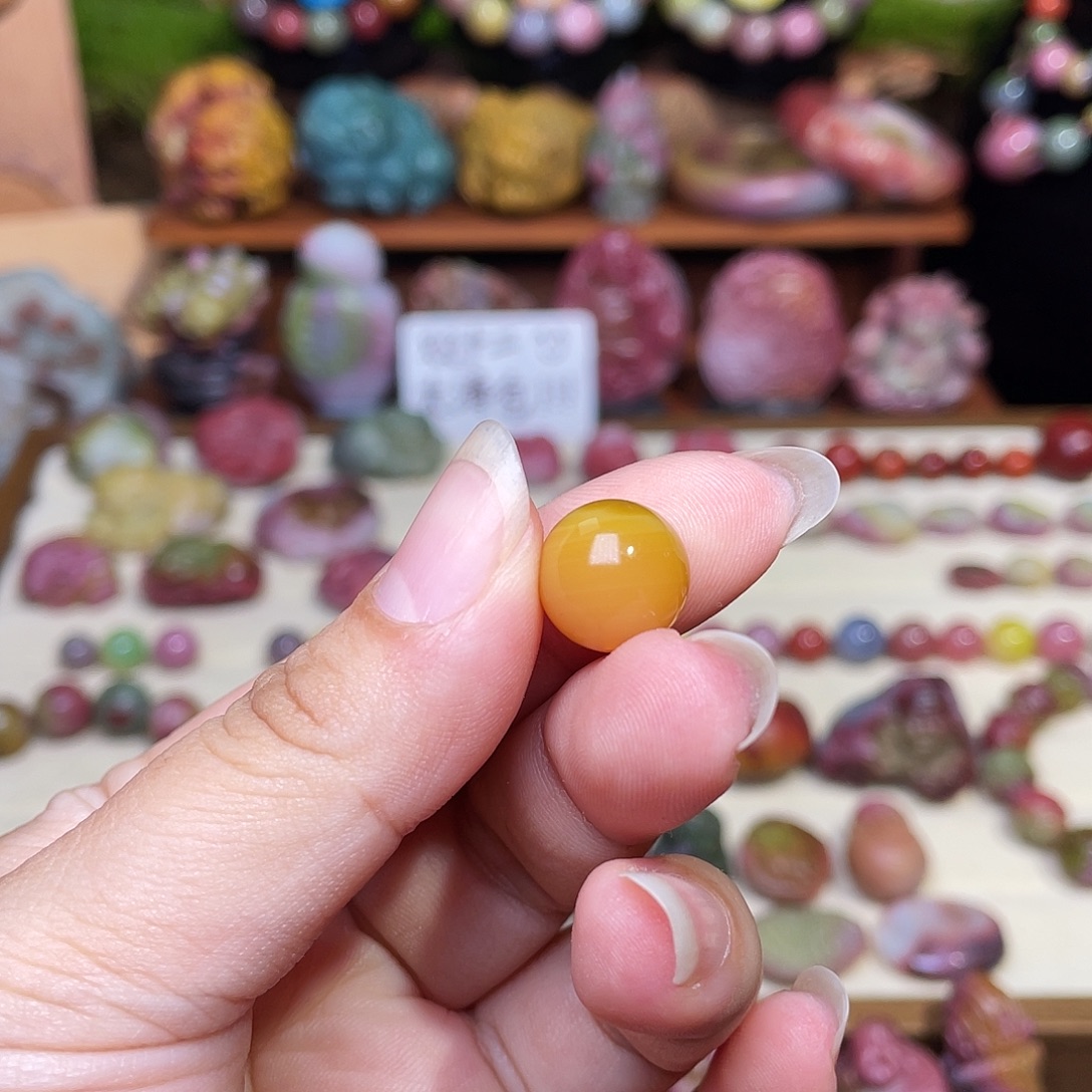 花***忆玛瑙/玉髓未镶嵌珠宝半成品盐源玛瑙高品珠子
