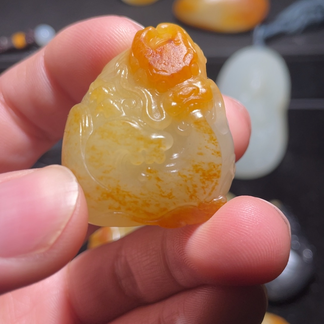 和田玉挂件未镶嵌社**氓