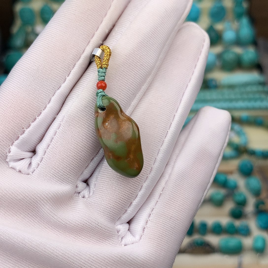 绿松石未镶嵌珠宝奇石