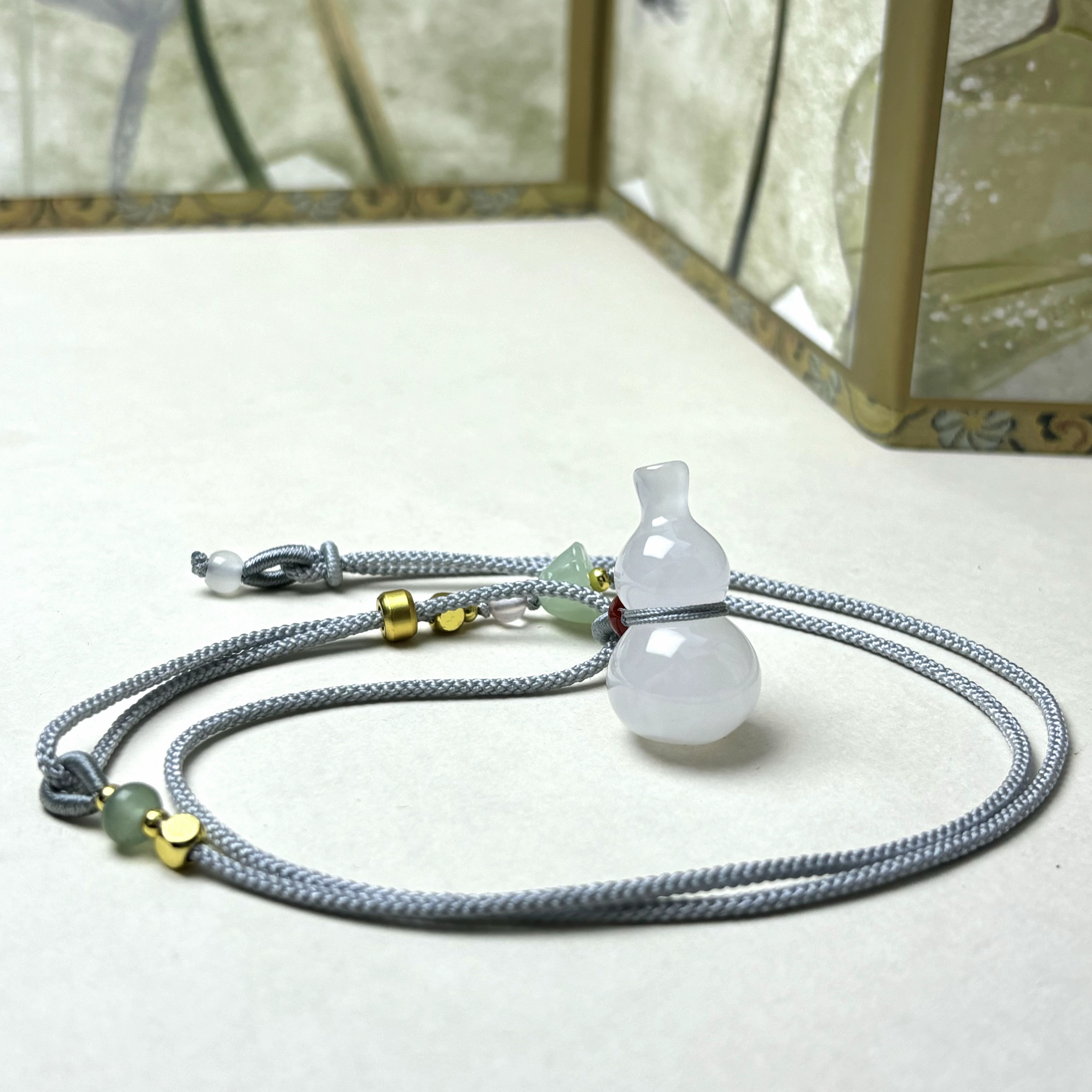 【星浩珠宝】石英质玉吊坠2-6T245H3【多样性发一件】17*29mm配绳