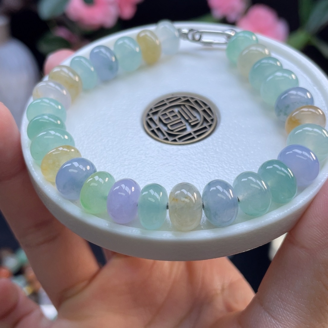 翡翠吊坠(不含链)未镶嵌一串