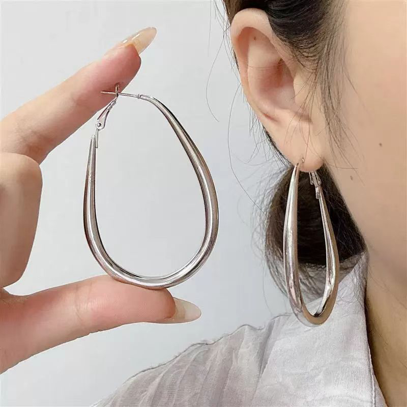 925银耳饰 《七牌银楼》纯银时尚个性简约几何圆圈耳环轻奢高级感