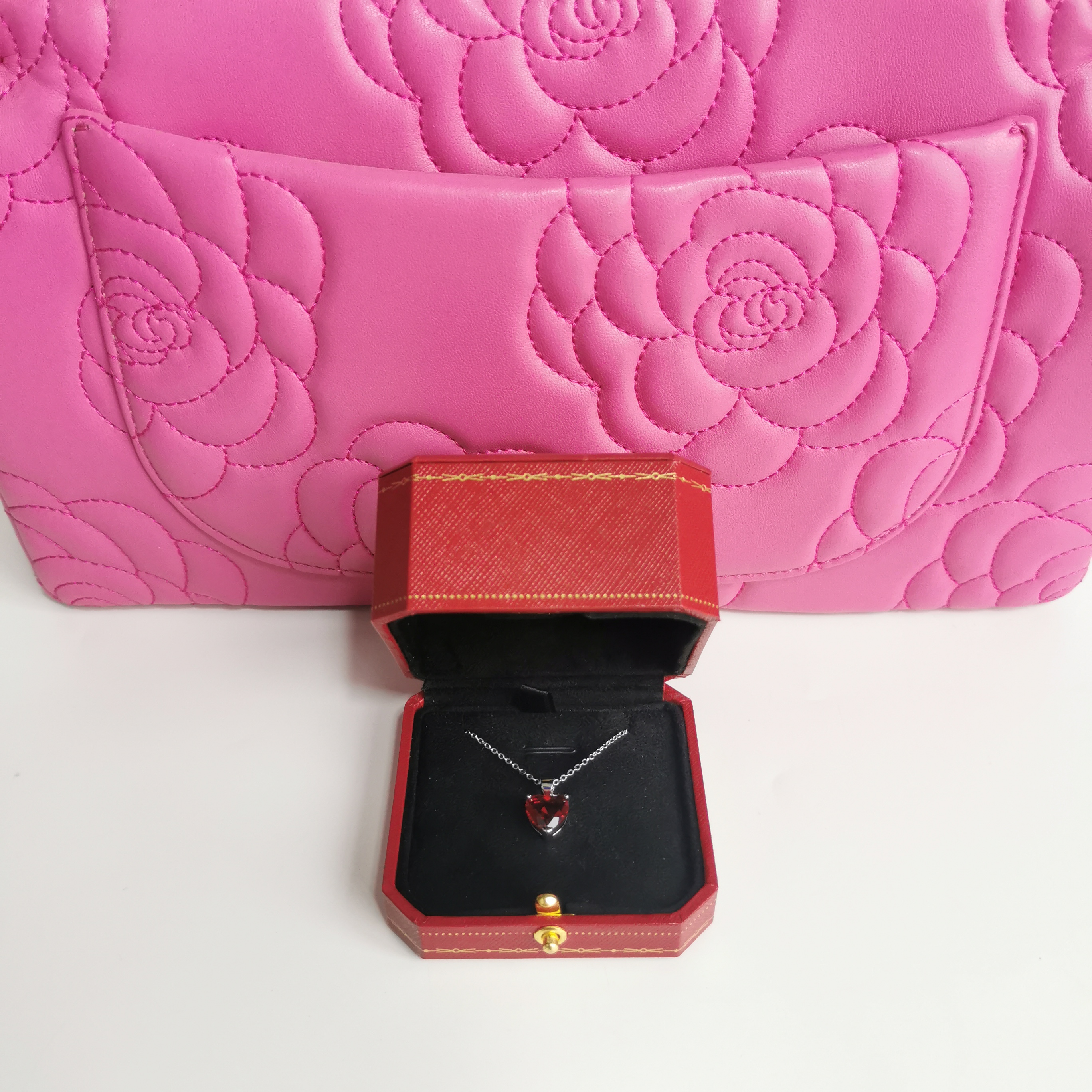 4334项链--红--精工红项链赠礼盒