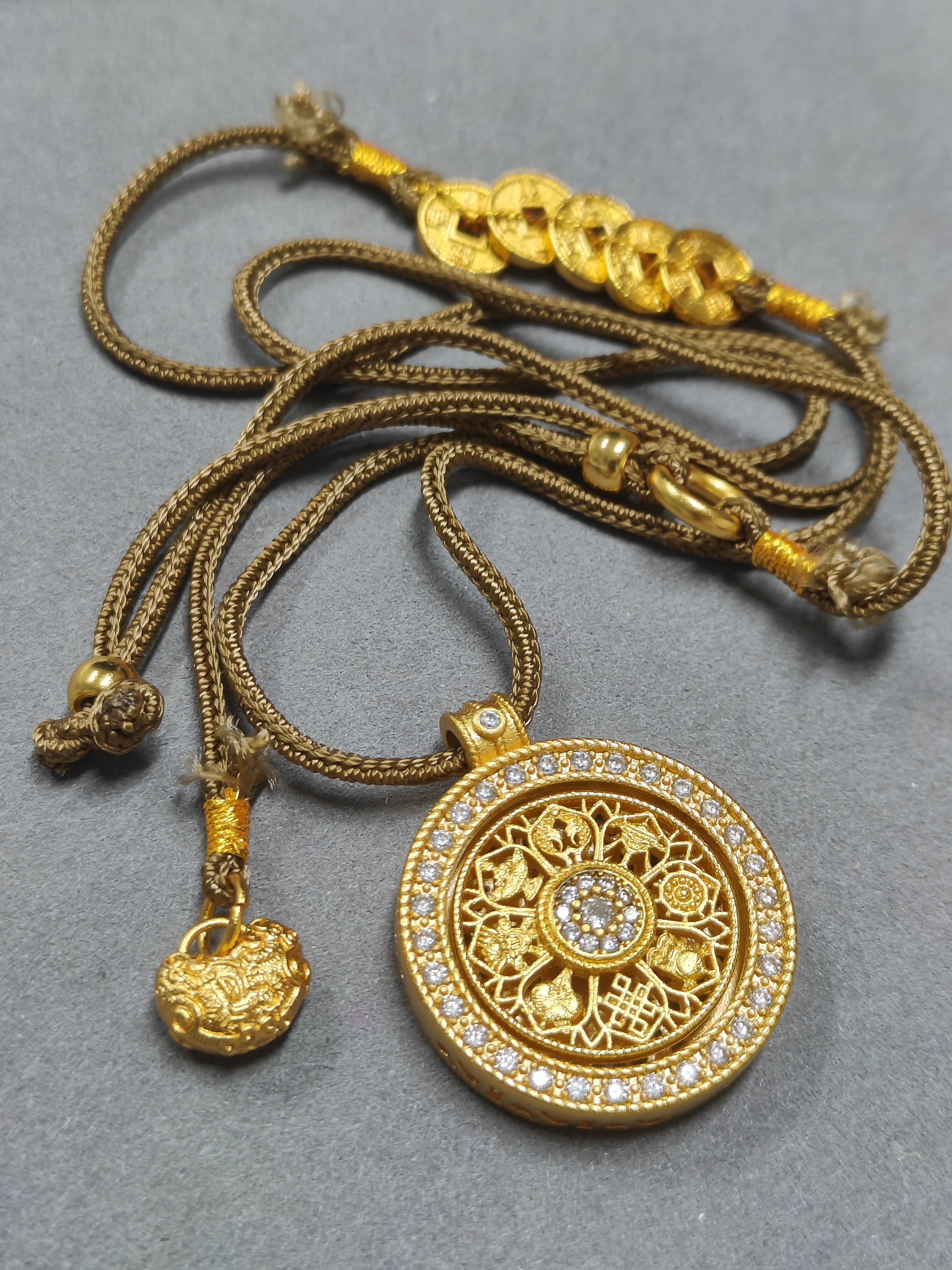  【慕森优选】大气镶嵌贵气十足款吊坠A105