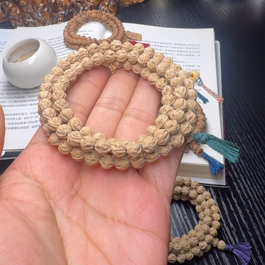 柏香籽/百香籽吊坠纯原桩粉皮刀锋莲花