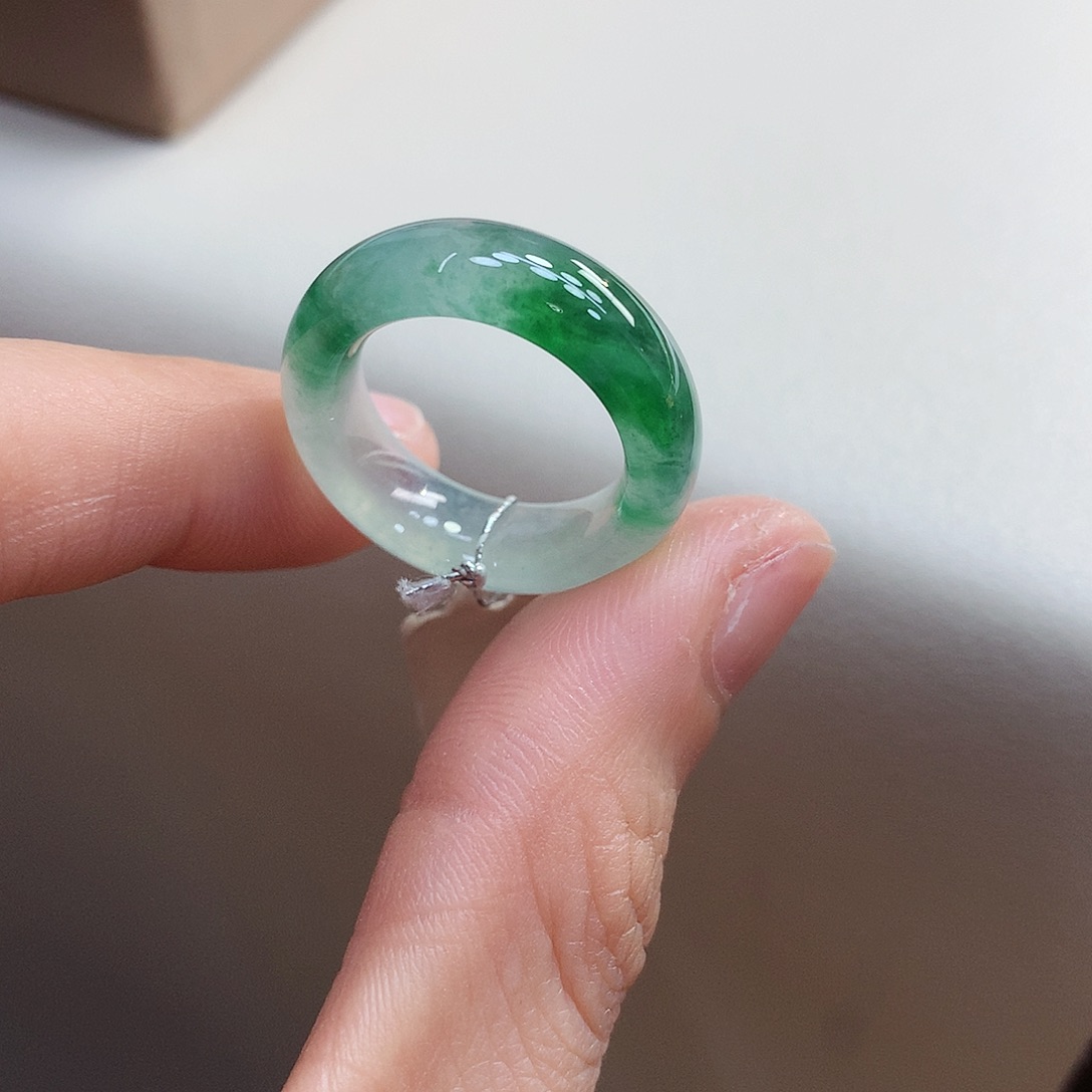 翡翠戒指未镶嵌14号