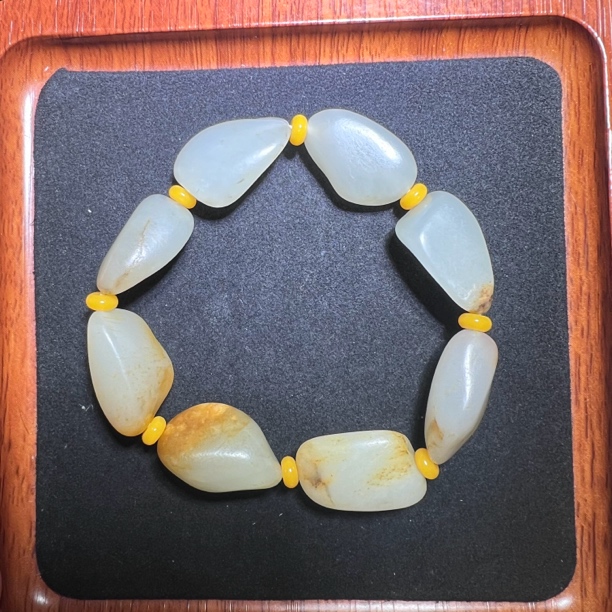 新疆和田玉籽原石手串54.2克