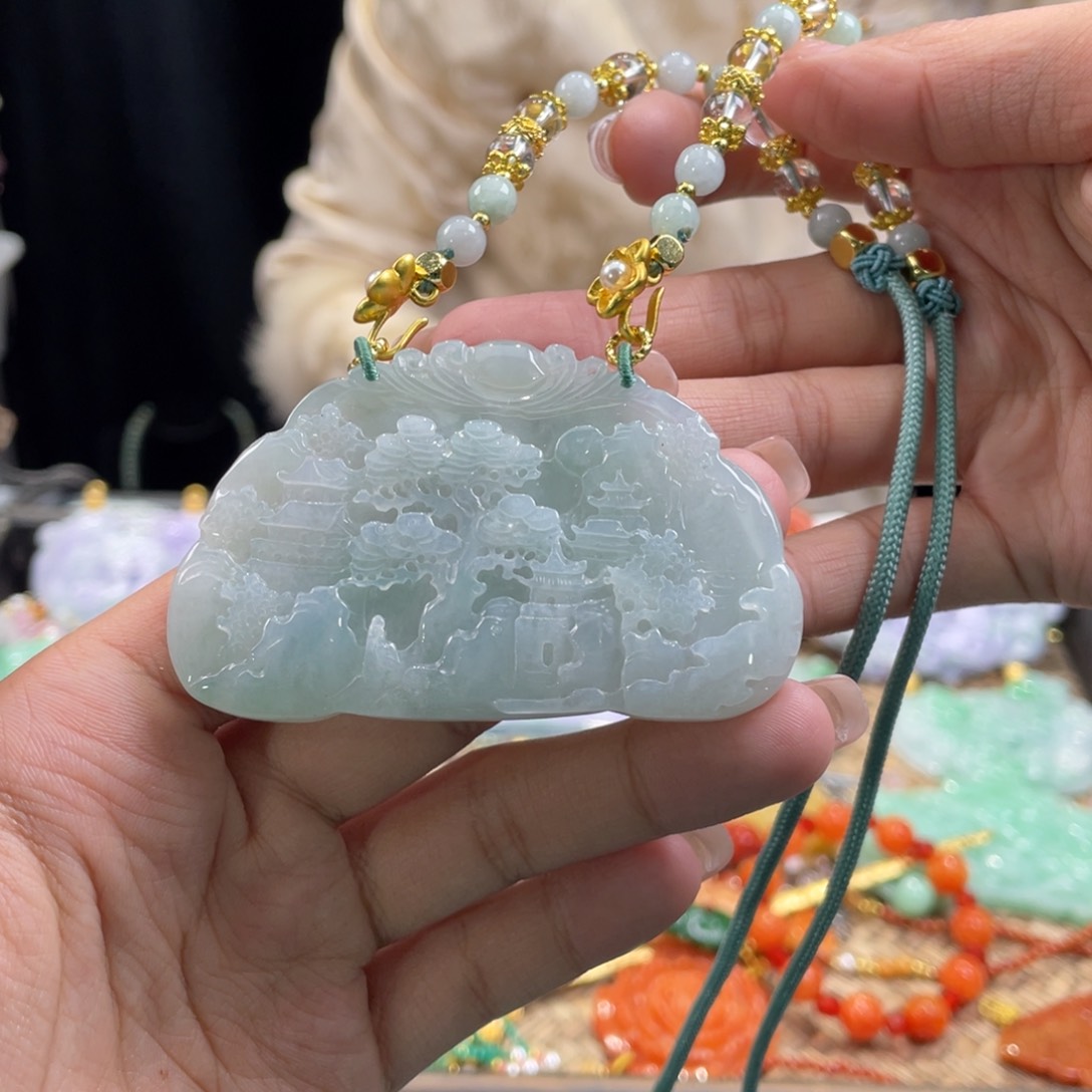 翡翠颈饰未镶嵌代编织