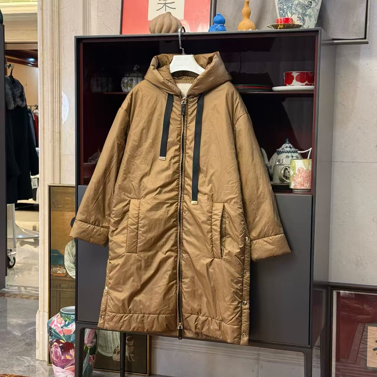 MYL 2025秋季新品聚酯骆驼绒驼色棉服连帽长袖中长款宽松休闲外套