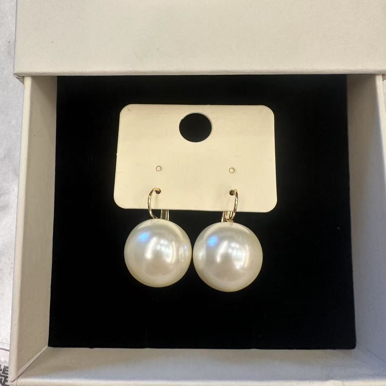 黄铜亚克力耳饰  一块冰儿【人鱼泪】白色甜美耳环耳饰优雅轻奢百搭