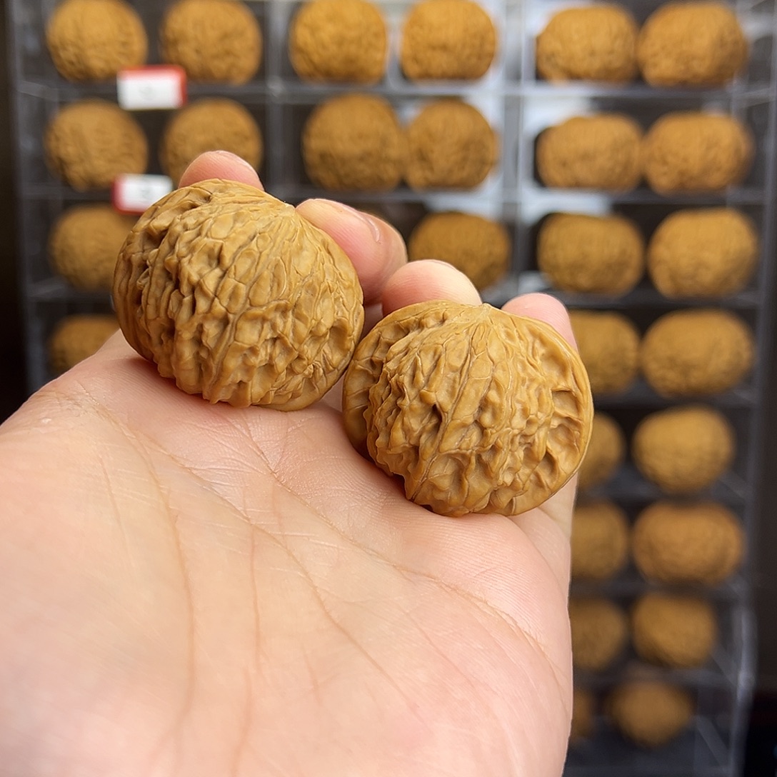 锤***子文玩核桃吊坠磨盘哥