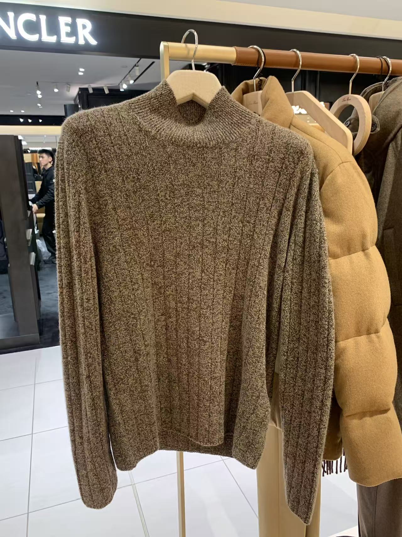 未使用 Loro Piana/诺悠翩雅 25新款男士毛衣