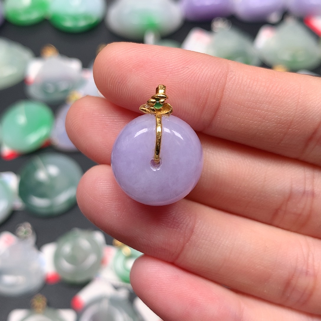 颈饰18K金镶嵌翡翠翡翠吊坠