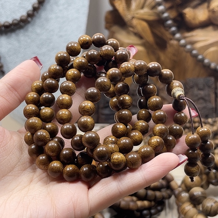 快***生沉香手串0.8108多圈白棋