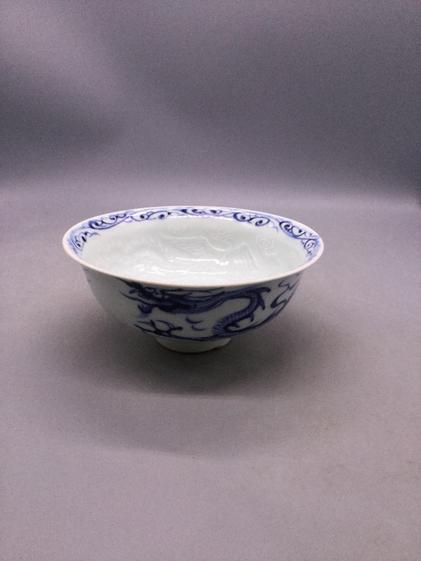 景德镇陶瓷青花龙纹碗