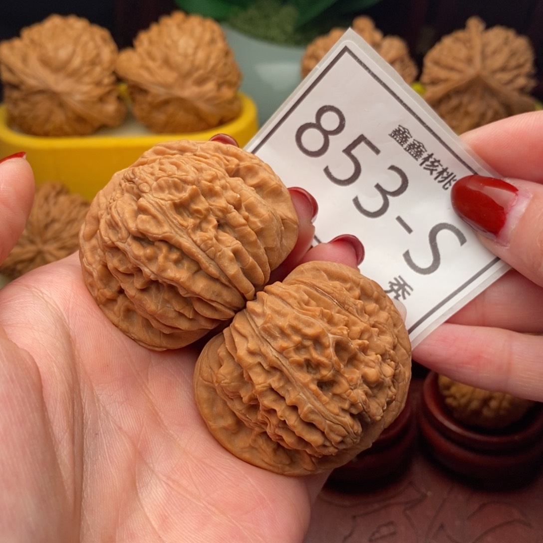 文玩核桃把件汉高楼45