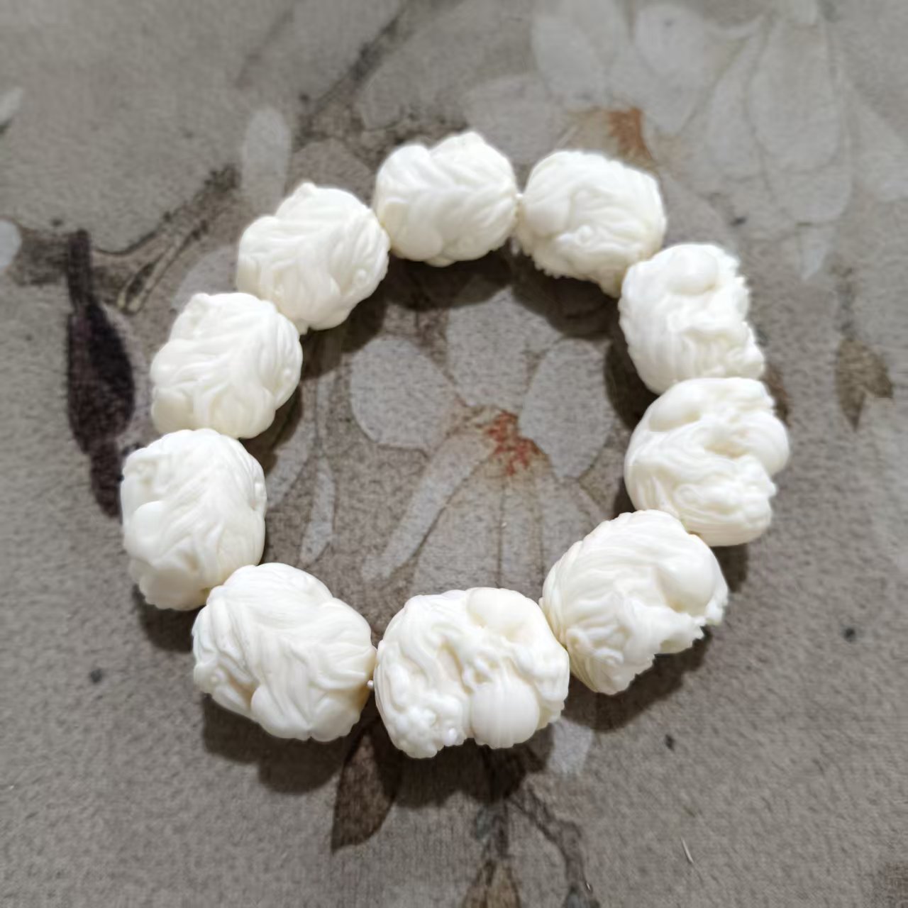 精品时尚手链六1971