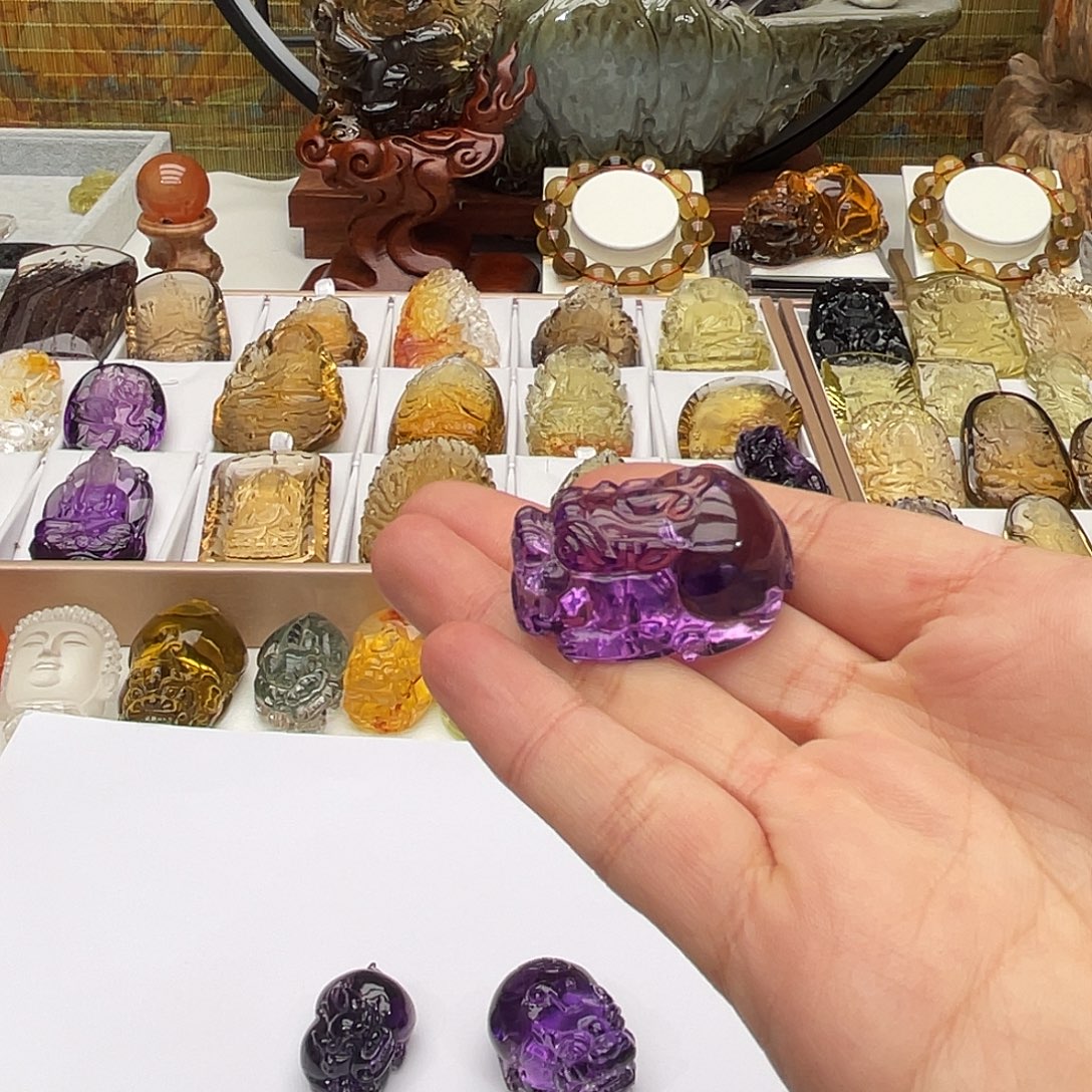 恶***液未镶嵌水晶颈饰定制