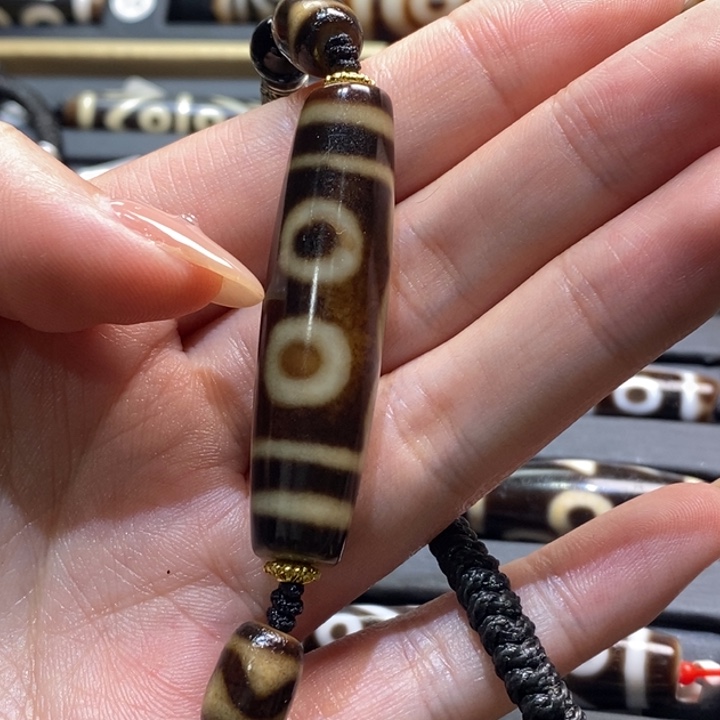 二***༉玛瑙/玉髓（覆膜）未镶嵌颈饰